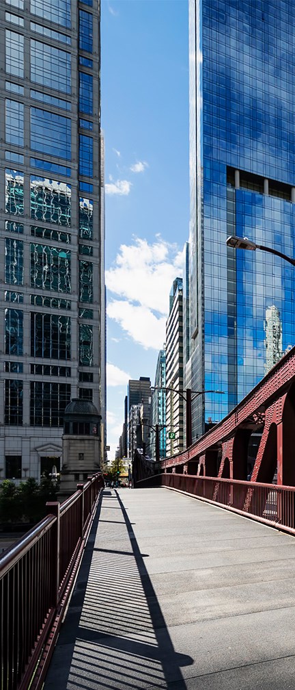 chicago-bridge-side-bar